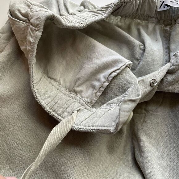 Zara Transferring The Extraordinary Linen Bermuda Shorts Sage Green Small - Picture 4 of 10